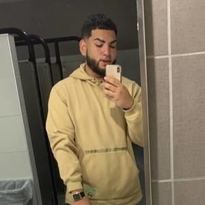 Meet your Posher, Jonathan